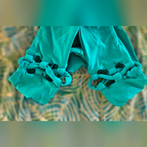 L*SPACE Cheeky Bikini - Picture 7 of 9